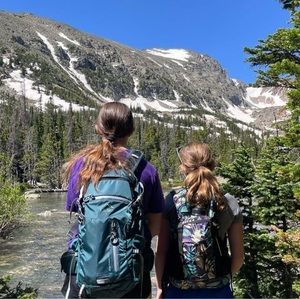 Meet your Posher, Lisa